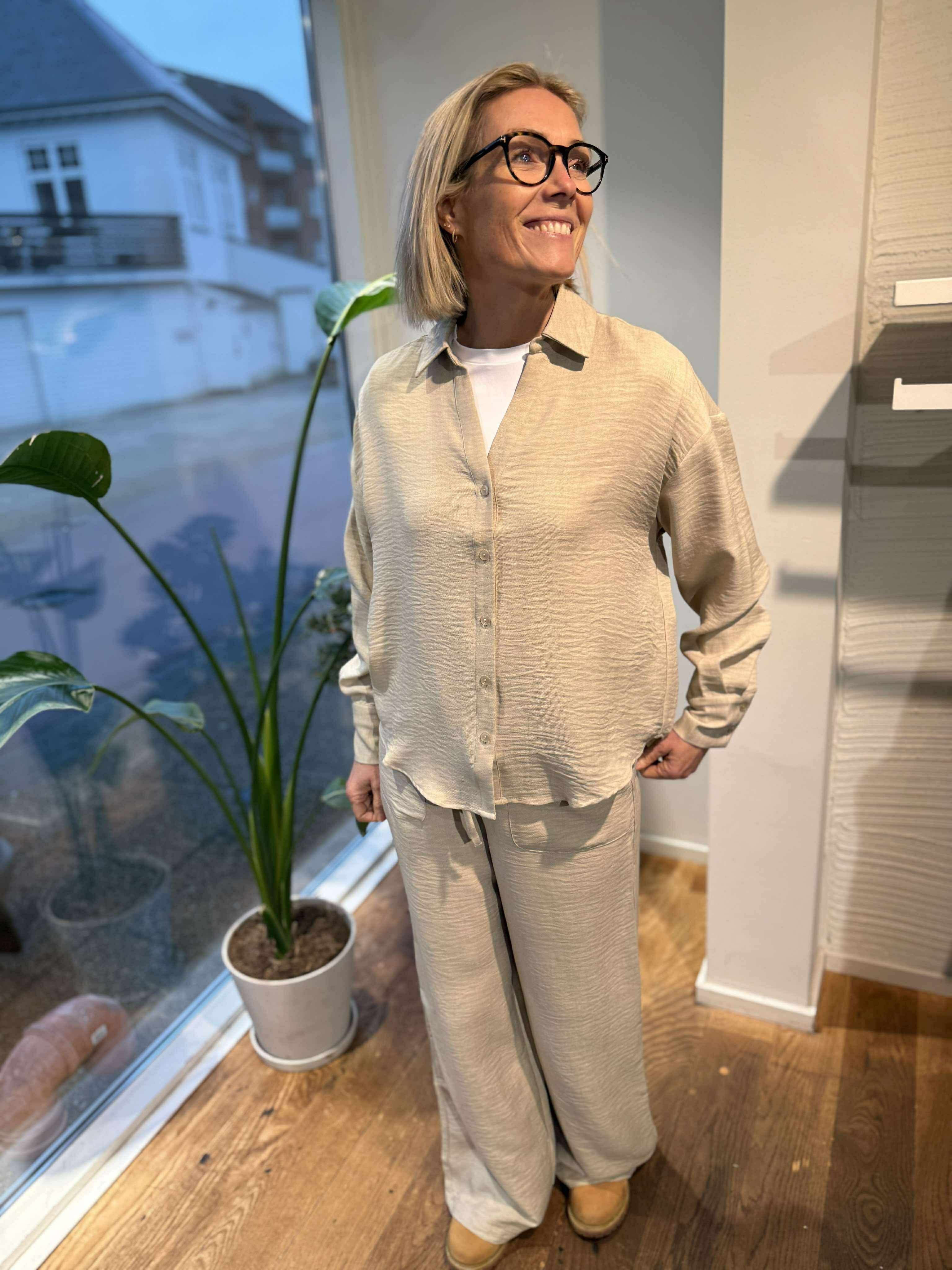 VMMELANEY Shirts - Overcast